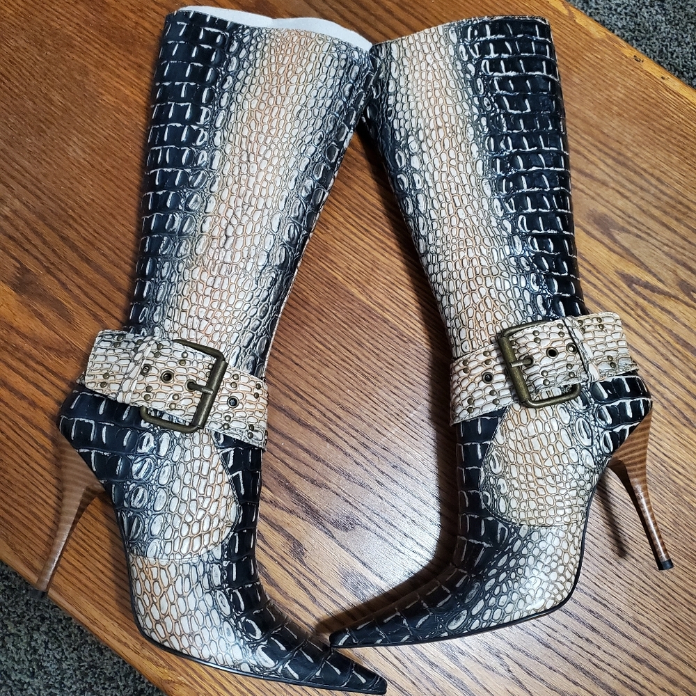 High heeled boots